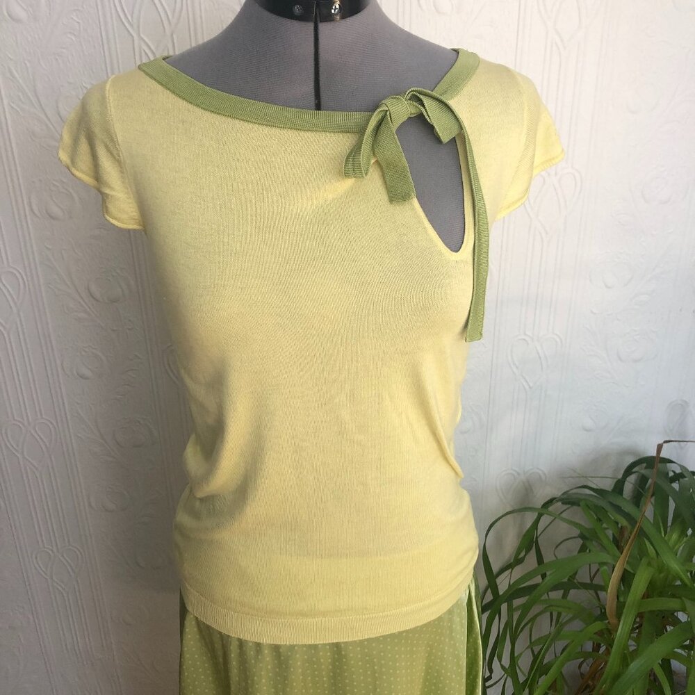 Early 2000 green yellow silk Tara Jarmon polka dots asymmetrical skirt and top